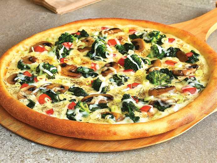 Veggie Alfredo Catering Pizza